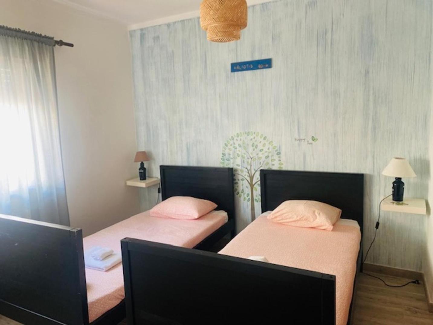 Swordfish Eco-House Peniche Βίλα Εξωτερικό φωτογραφία