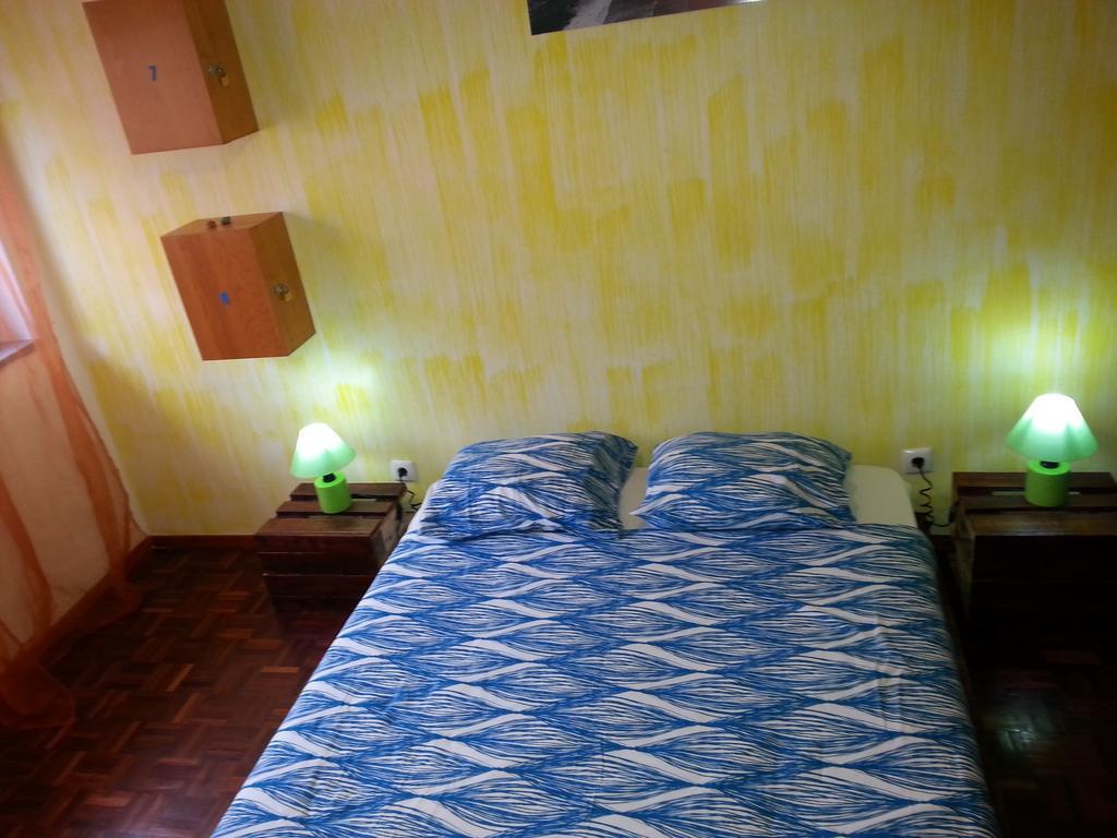Swordfish Eco-House Peniche Βίλα Δωμάτιο φωτογραφία
